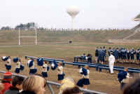 football7.jpg (110362 bytes)